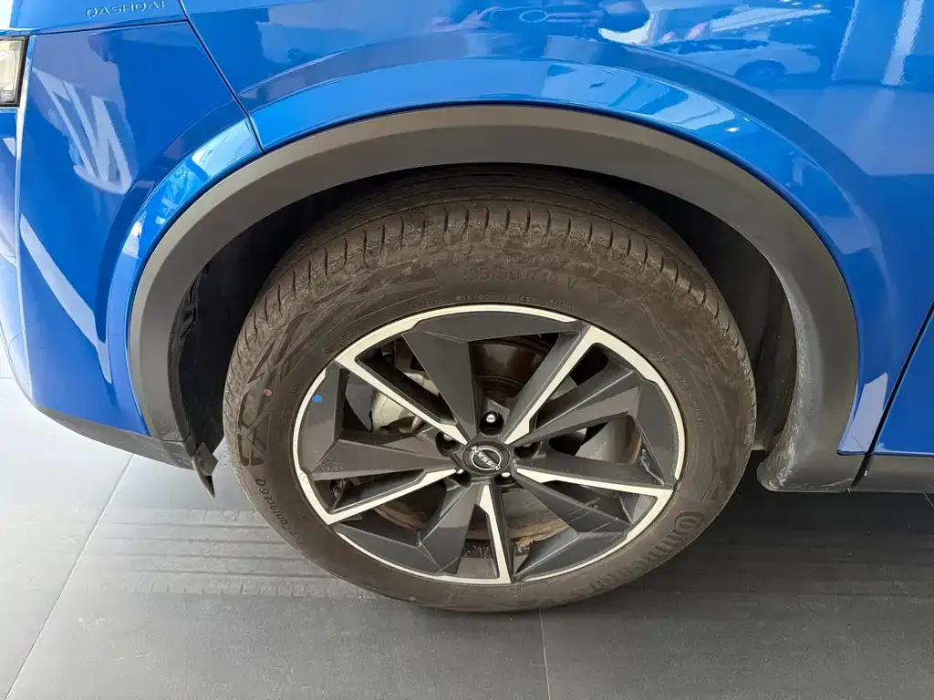 Nissan Qashqai — фото 5