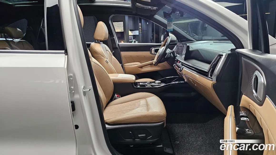 Kia Sorento — фото 10