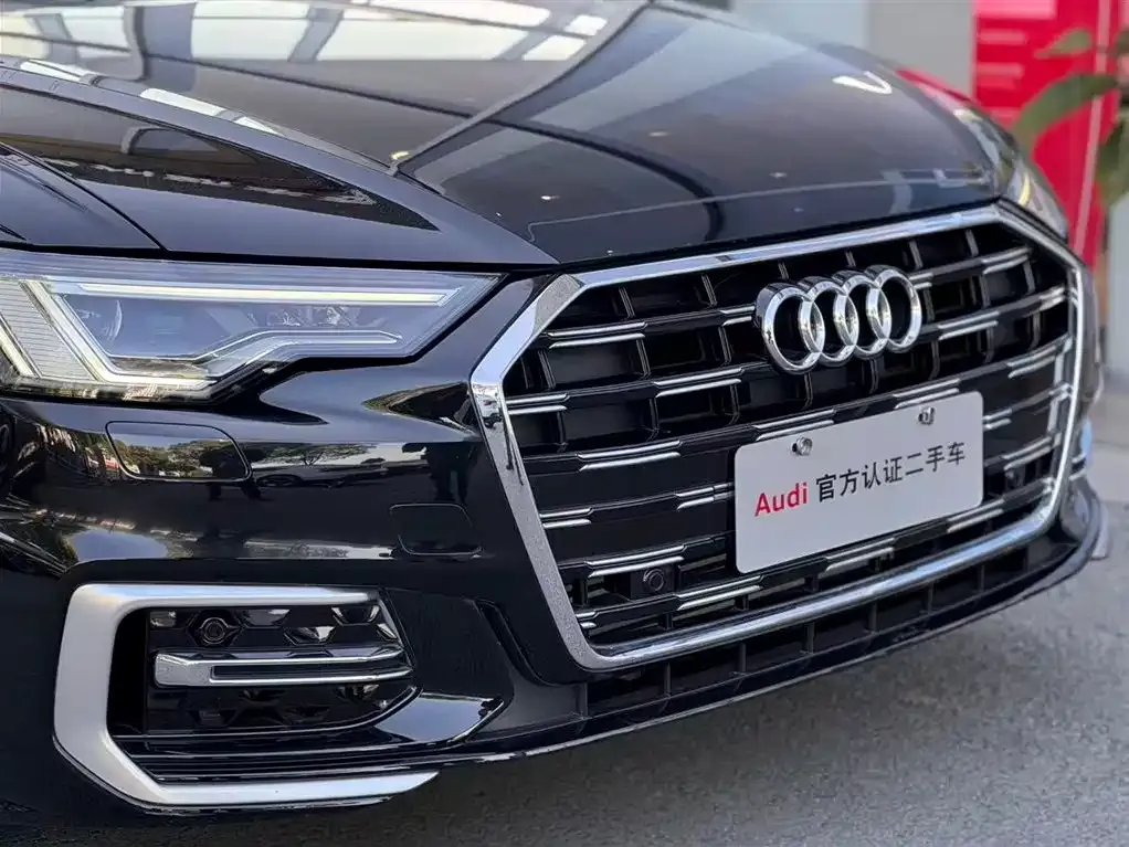 Audi A6L — фото 10