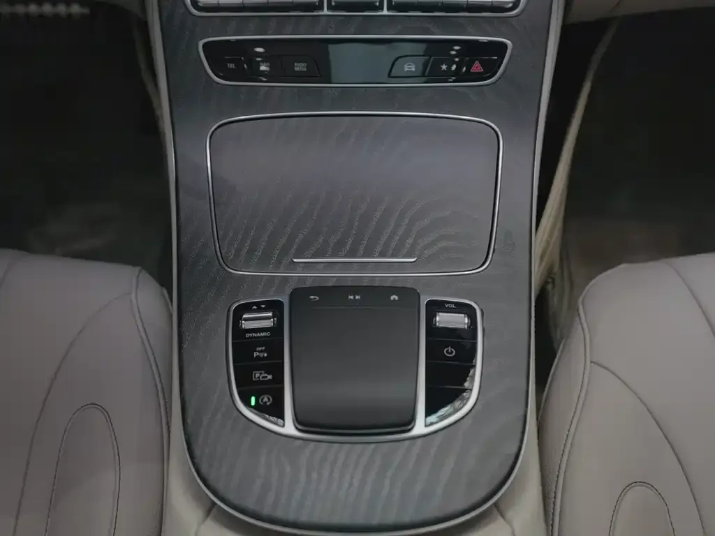 Mercedes-Benz CLS — фото 8
