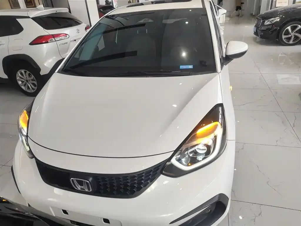 Honda Fit — фото 3