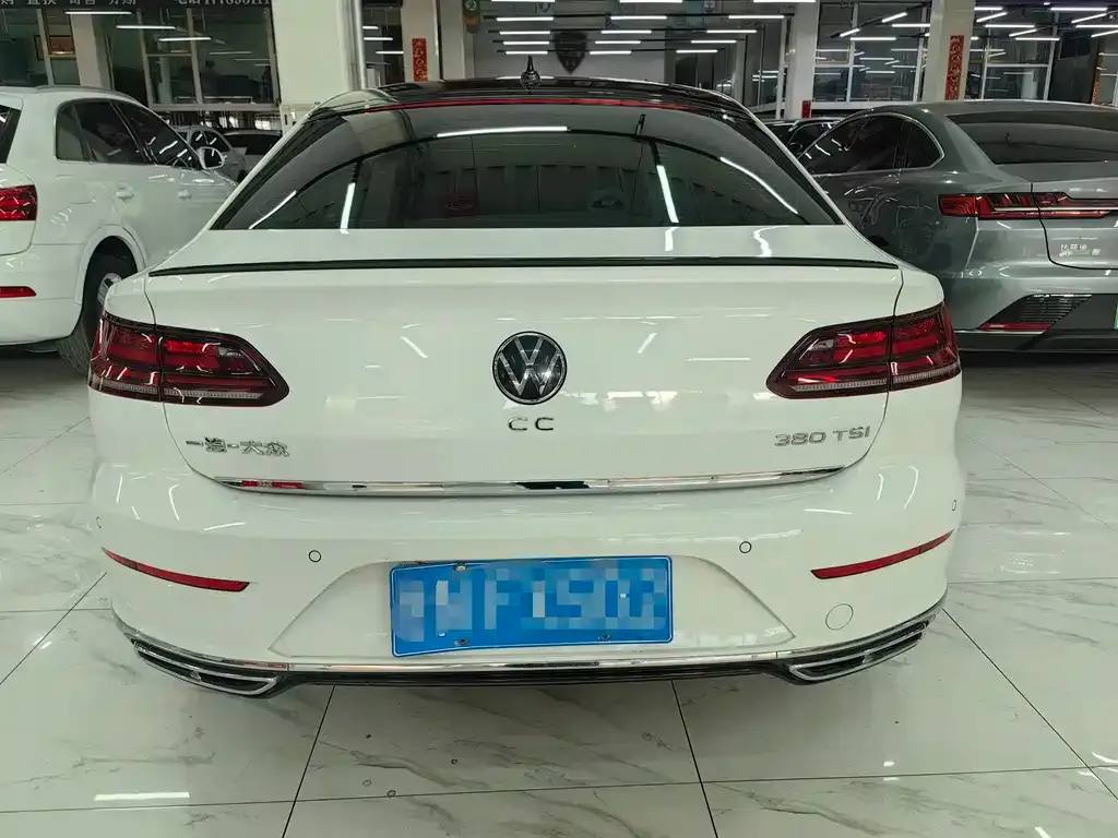 Volkswagen CC — фото 5