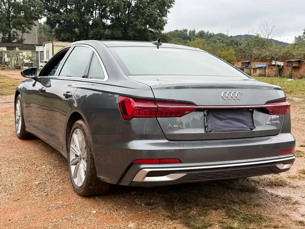 Audi A6L — фото 4
