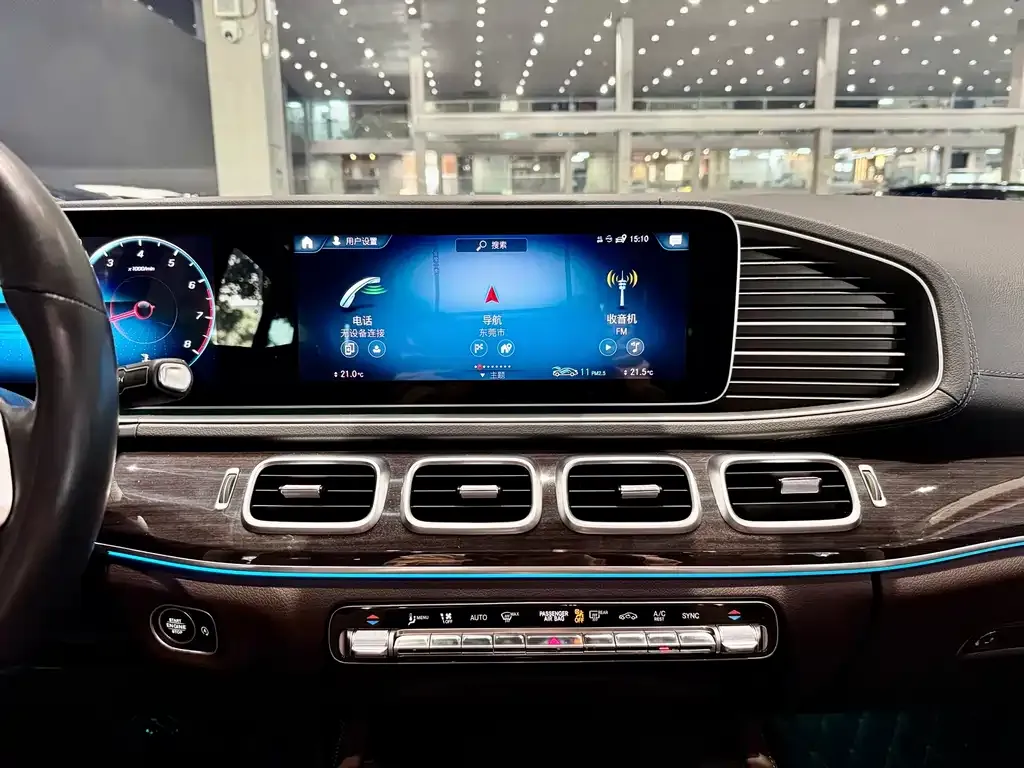 Mercedes-Benz GLE — фото 10