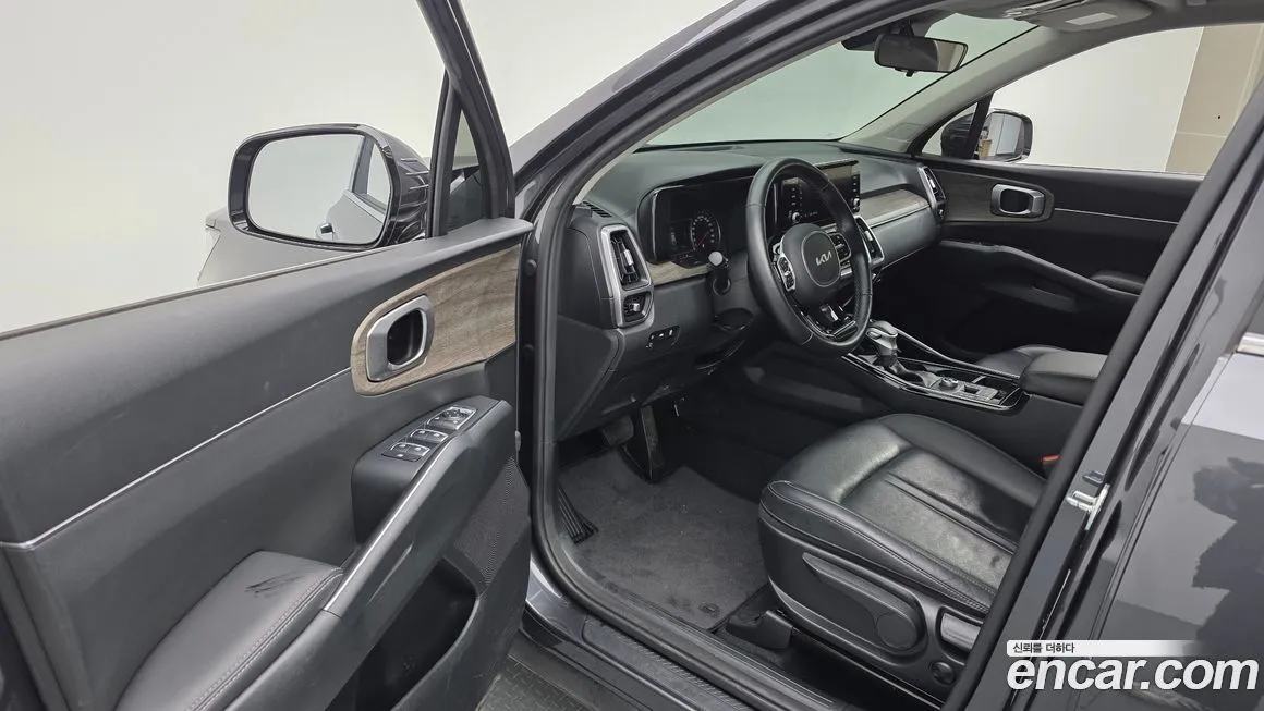 Kia Sorento — фото 10