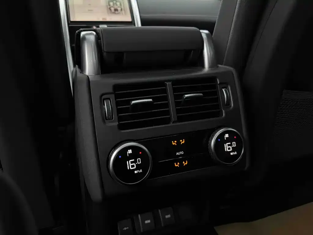 Land Rover Discovery — фото 10
