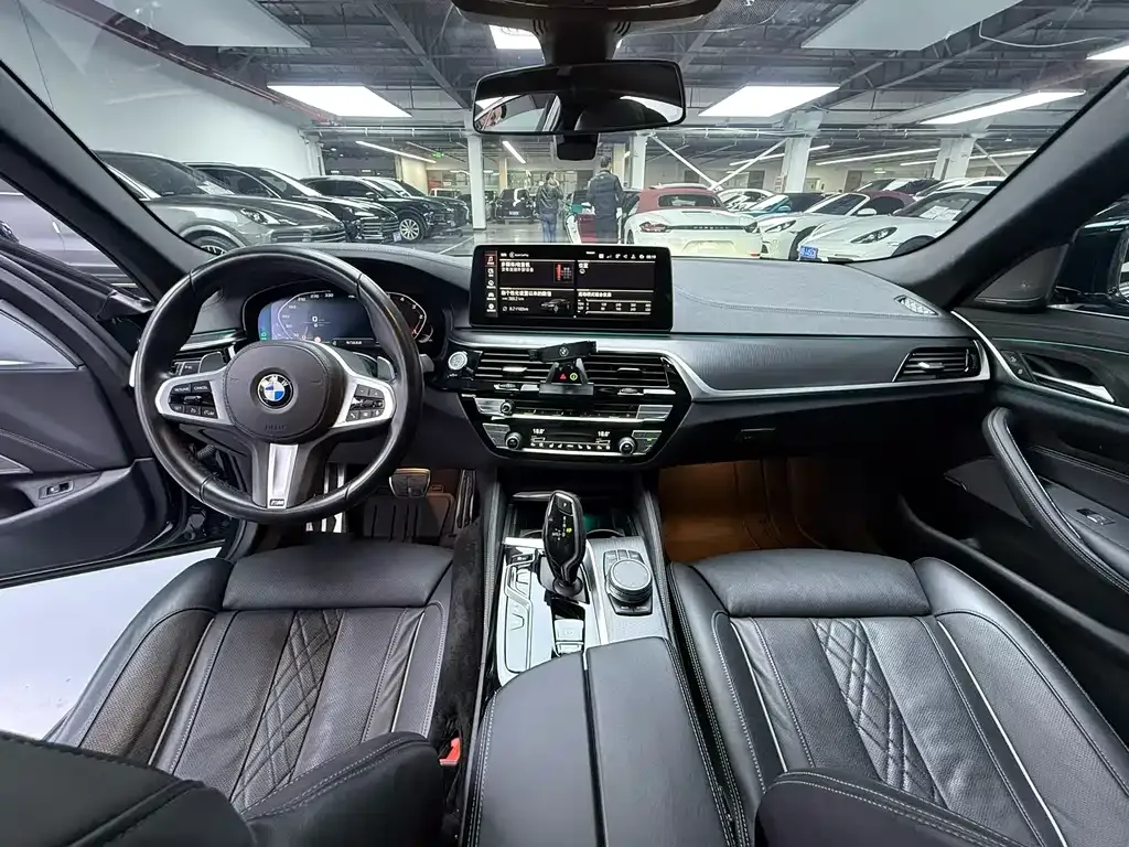 BMW 5 Series (Import) — фото 4