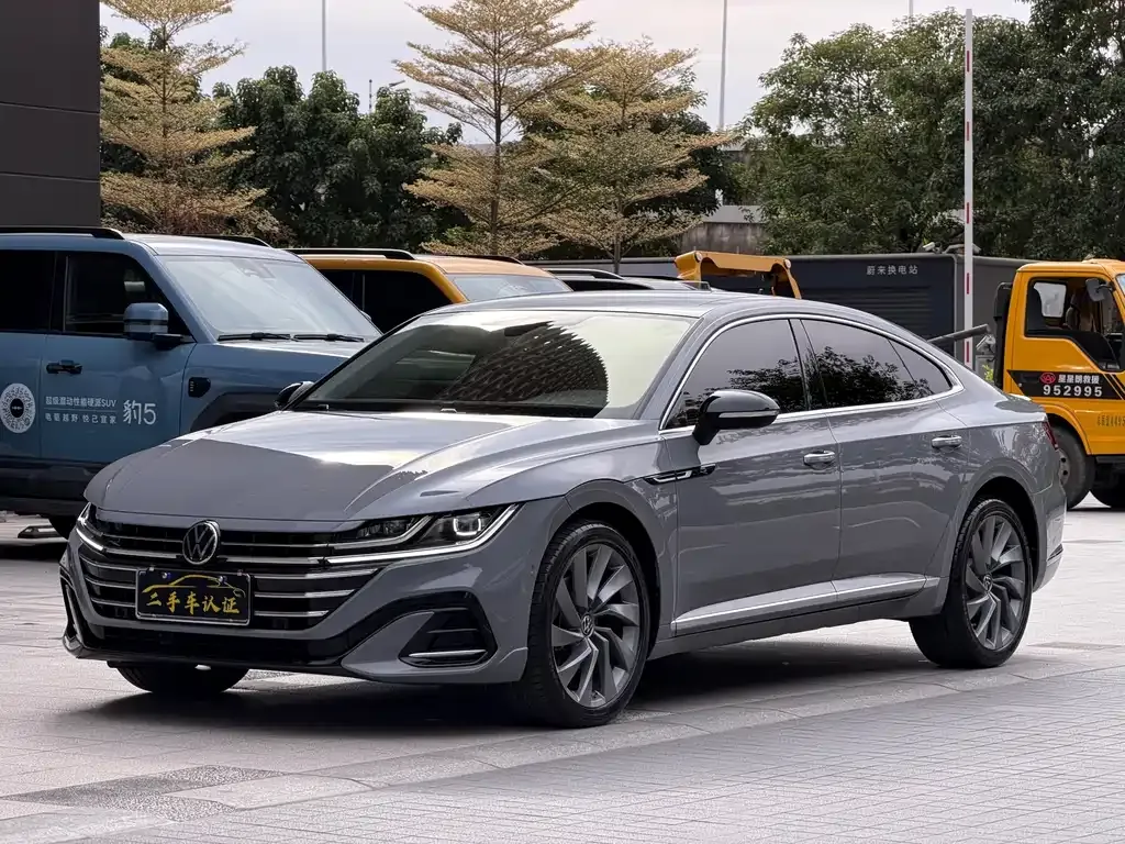 Volkswagen CC — фото 1