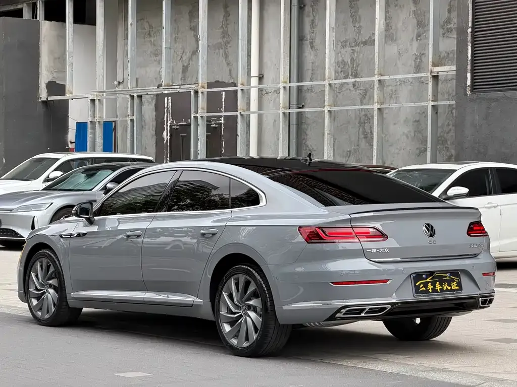 Volkswagen CC — фото 10