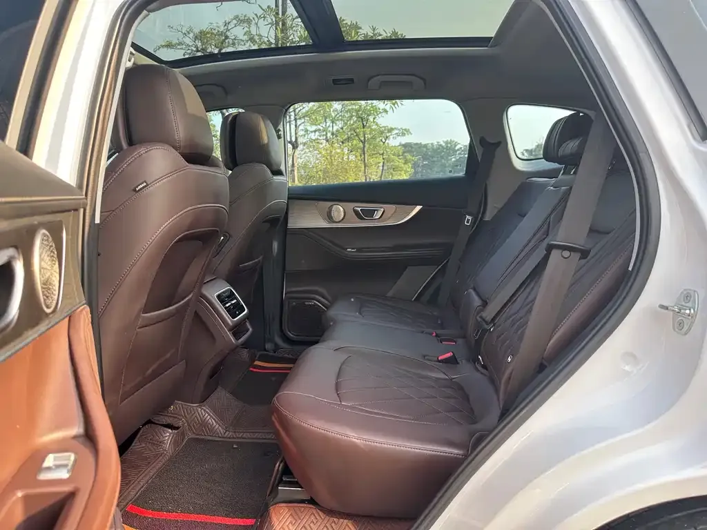Chery Tiggo 8 PRO — фото 5