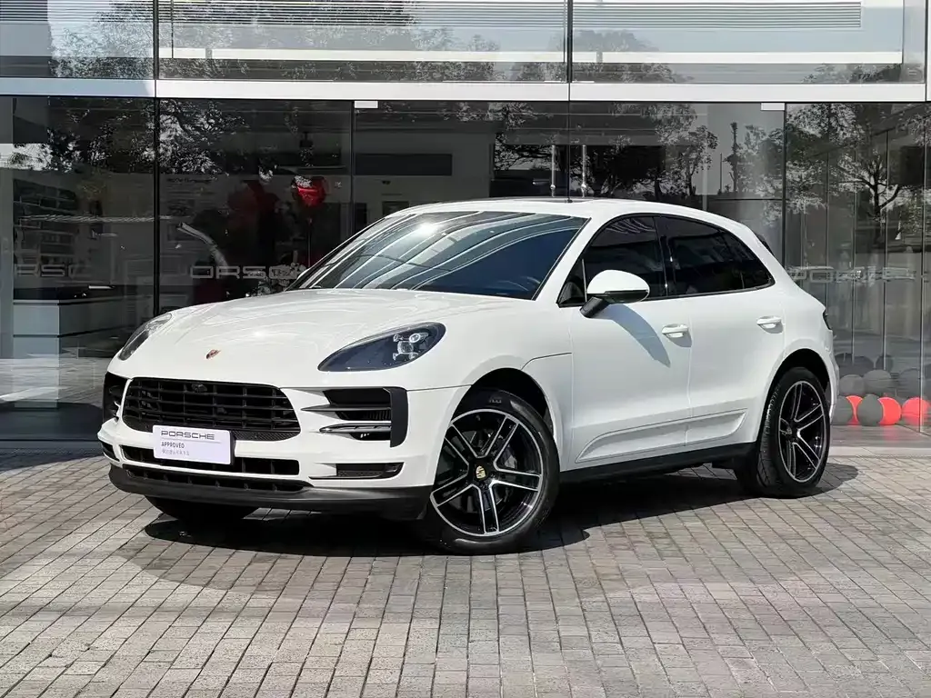 Porsche Macan — фото 1