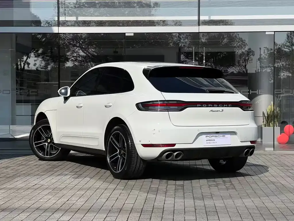 Porsche Macan — фото 5