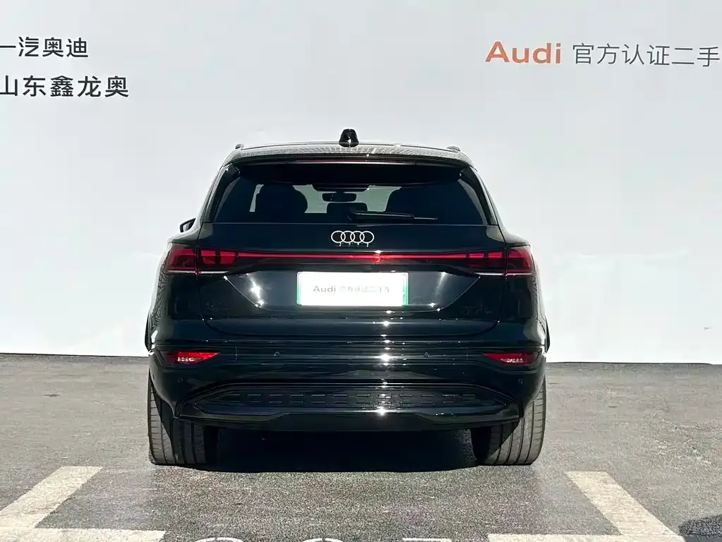 Audi Q6L e-tron — фото 7