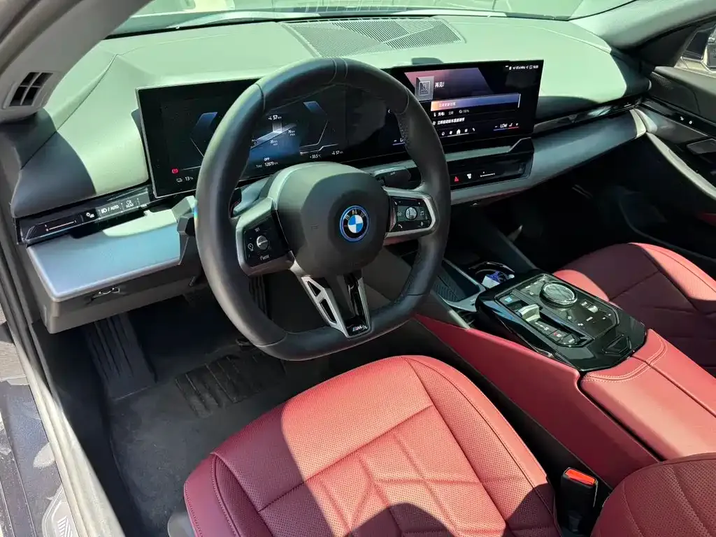 BMW i5 — фото 9