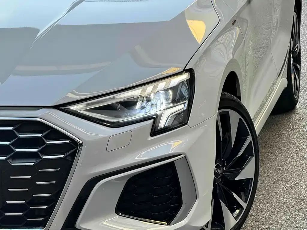 Audi A3 — фото 2