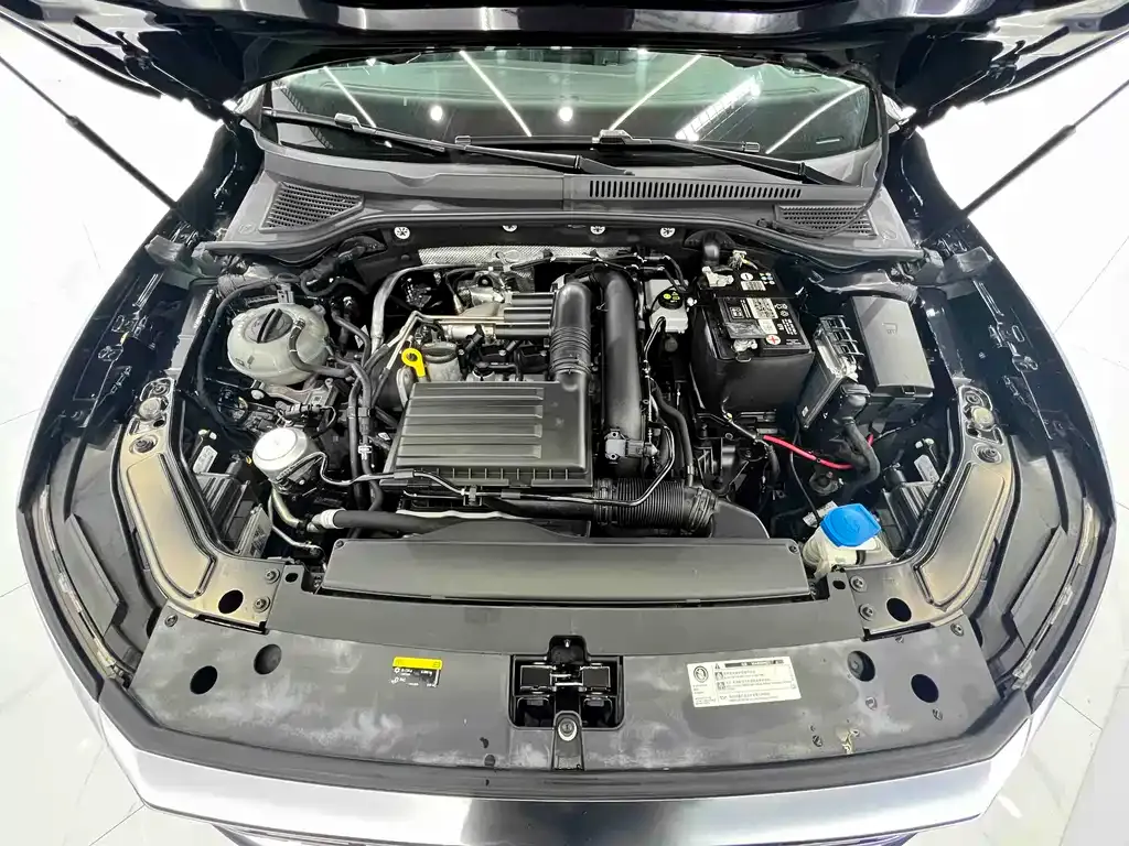 Volkswagen Passat — фото 8