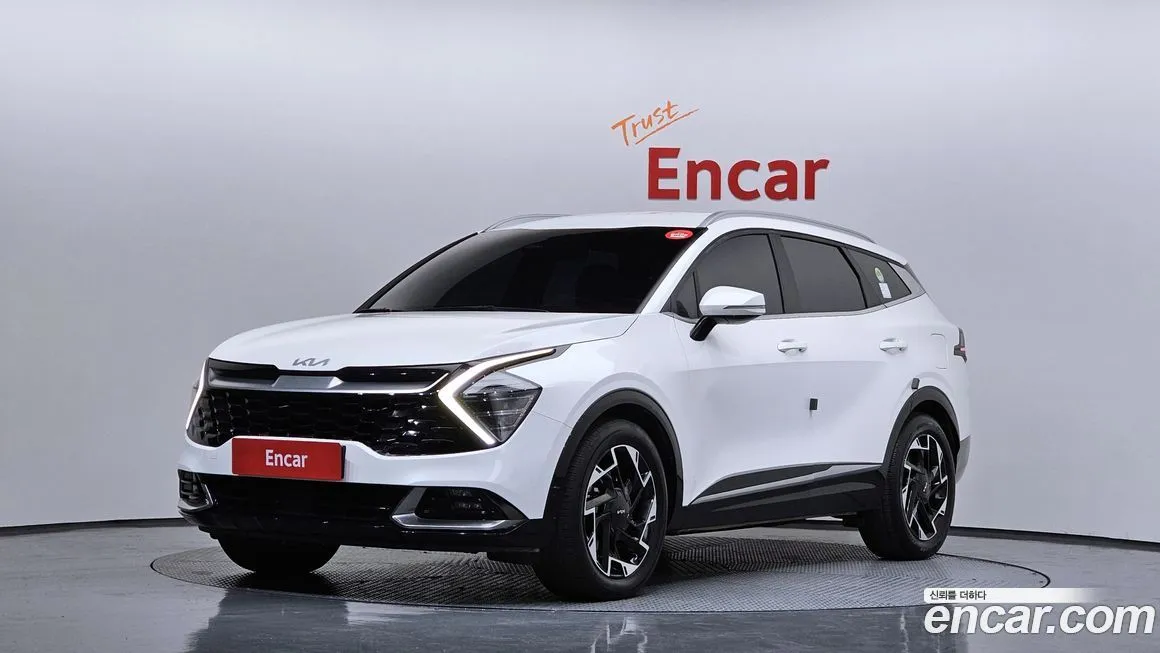Kia Sportage — фото 1