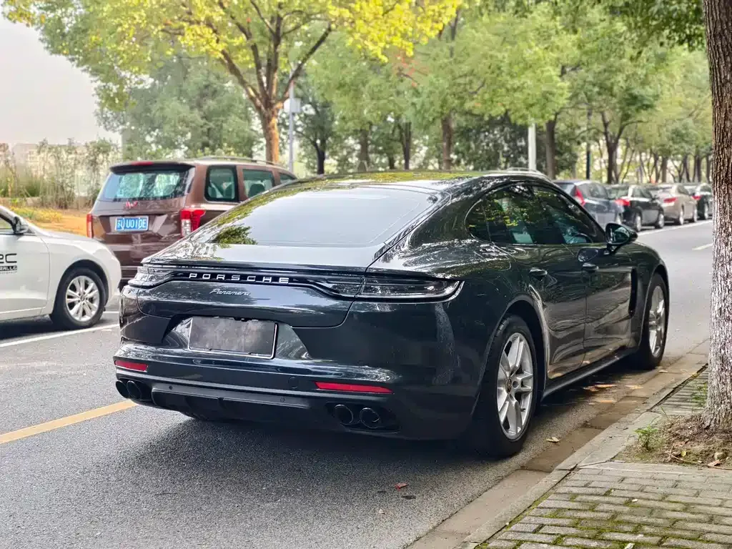 Porsche Panamera — фото 5