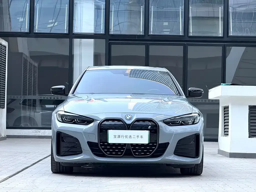 BMW i4 — фото 2