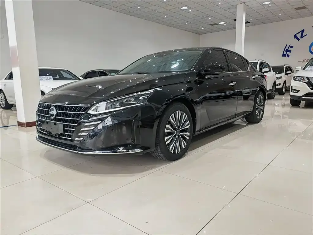 Nissan Teana — фото 2