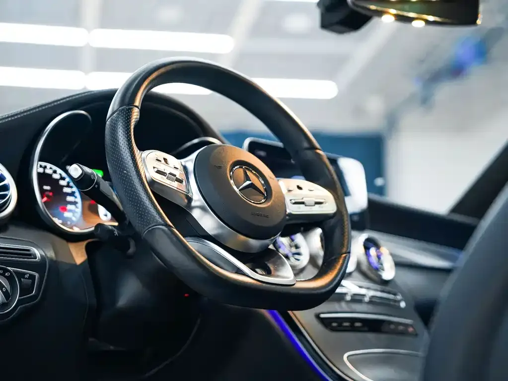 Mercedes-Benz C-Class (Import) — фото 4