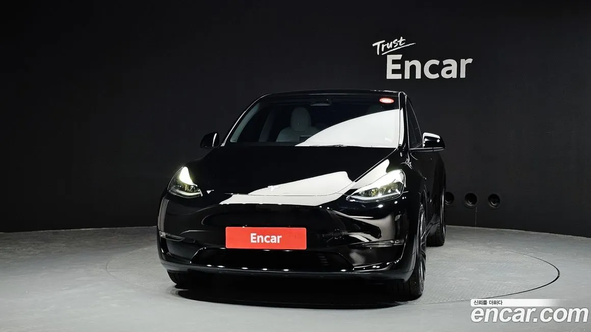Tesla Model Y — фото 3