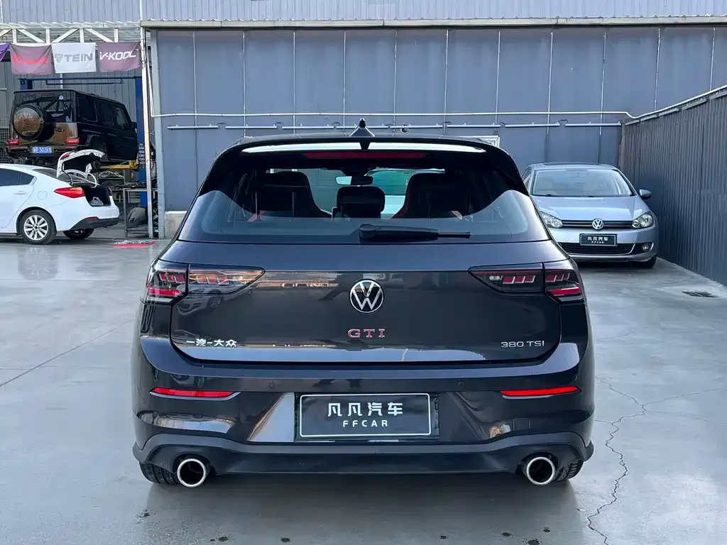 Volkswagen Golf GTI — фото 4