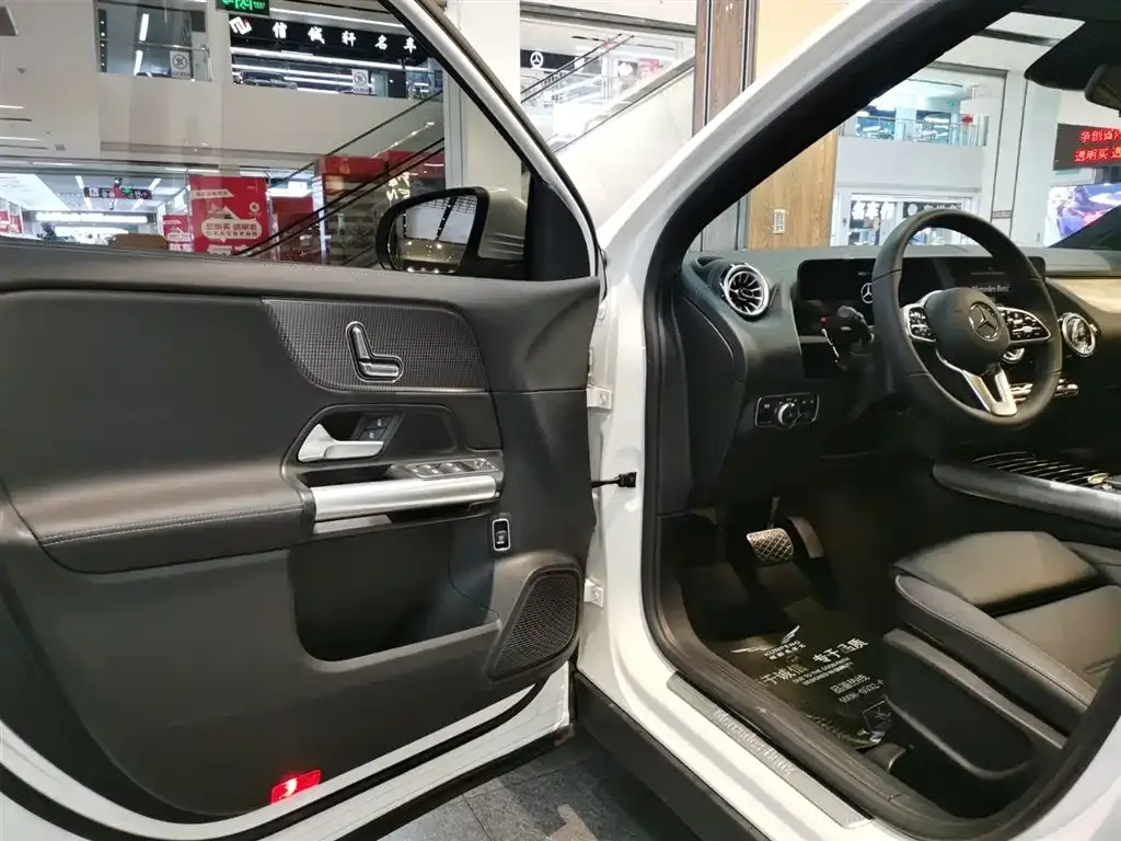Mercedes-Benz GLA — фото 5