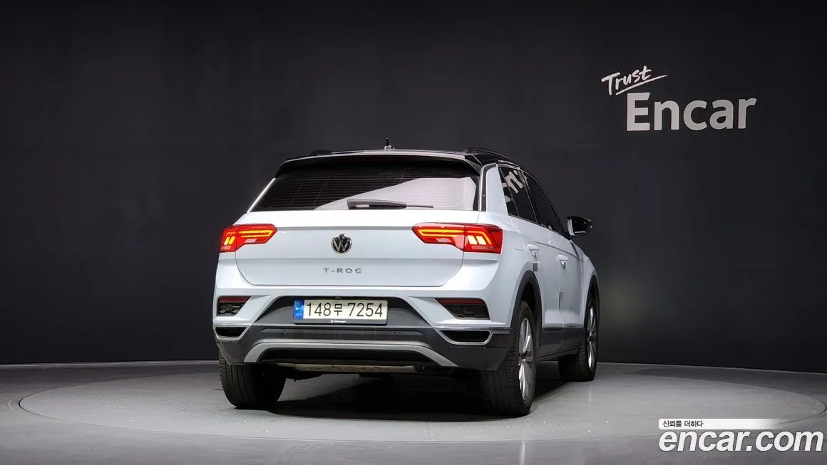 Volkswagen T-Roc — фото 4