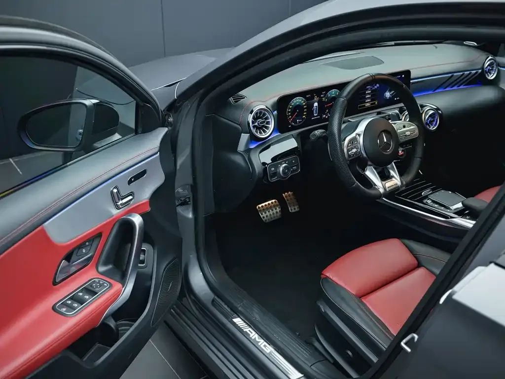 Mercedes-Benz A-Class AMG — фото 6