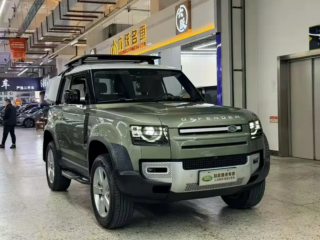 Land Rover Defender — фото 2