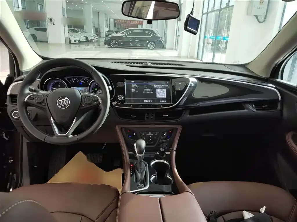 Buick Envision Plus — фото 10