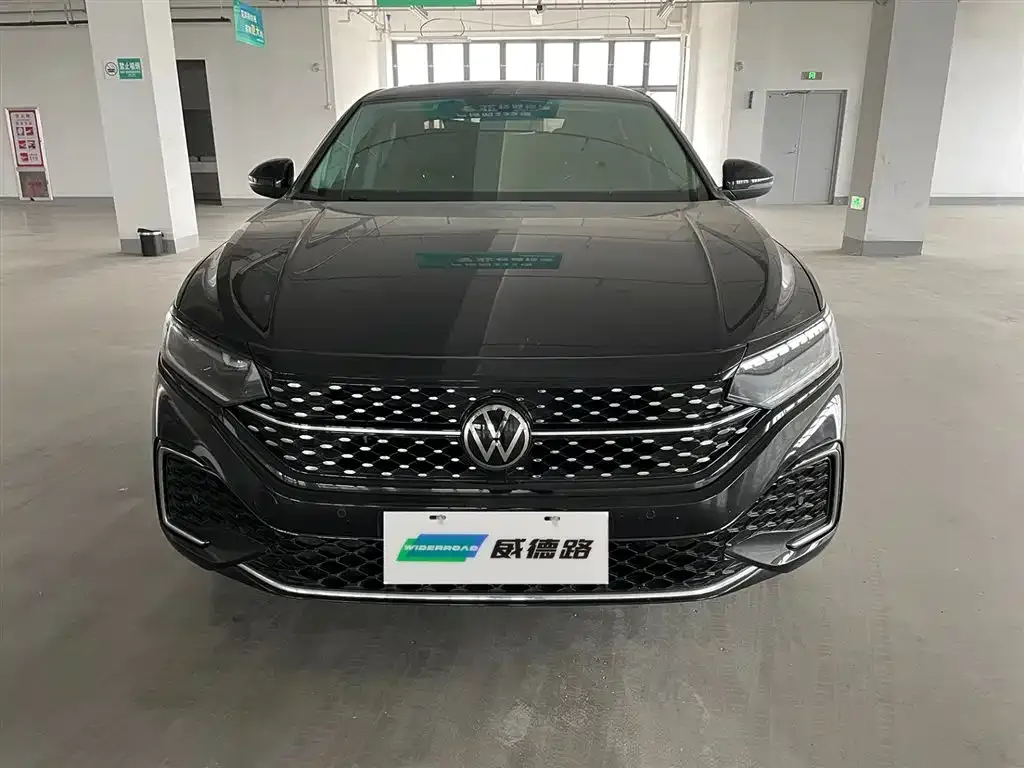Volkswagen Passat — фото 2
