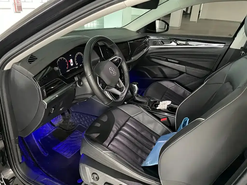 Volkswagen Passat — фото 7