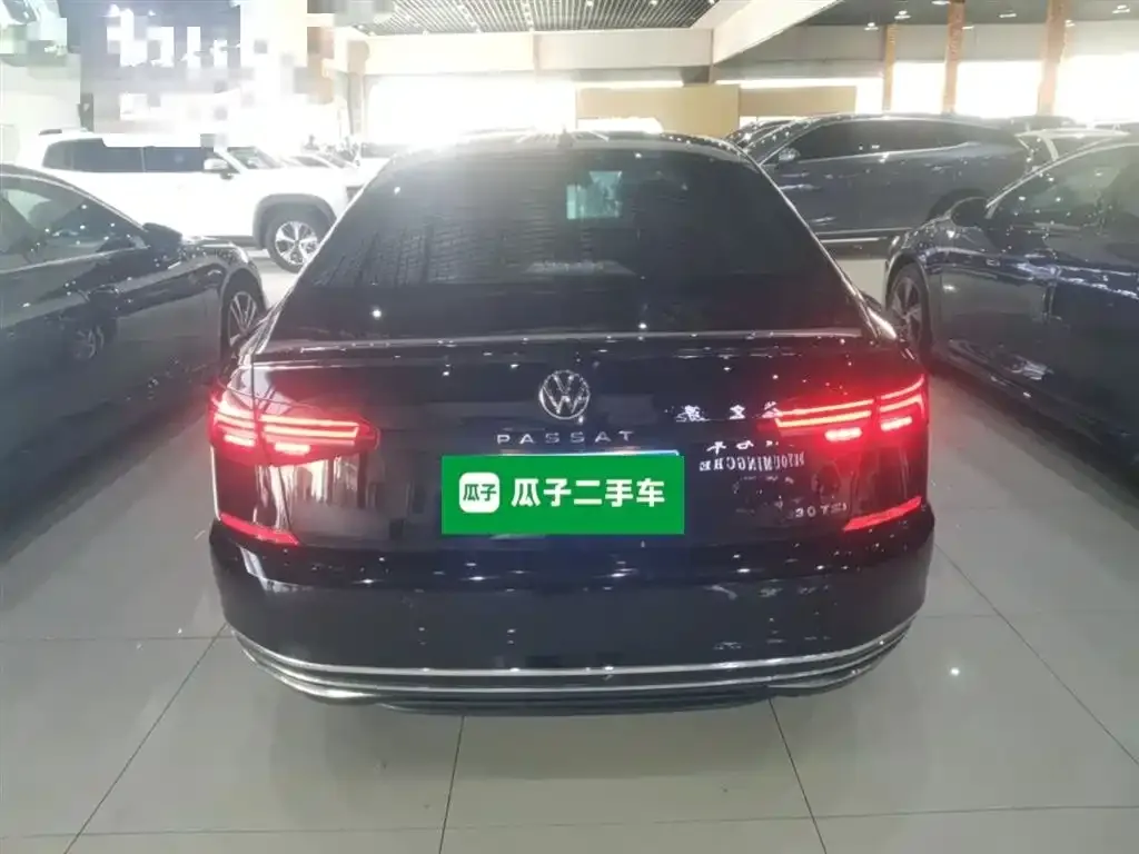 Volkswagen Passat — фото 6