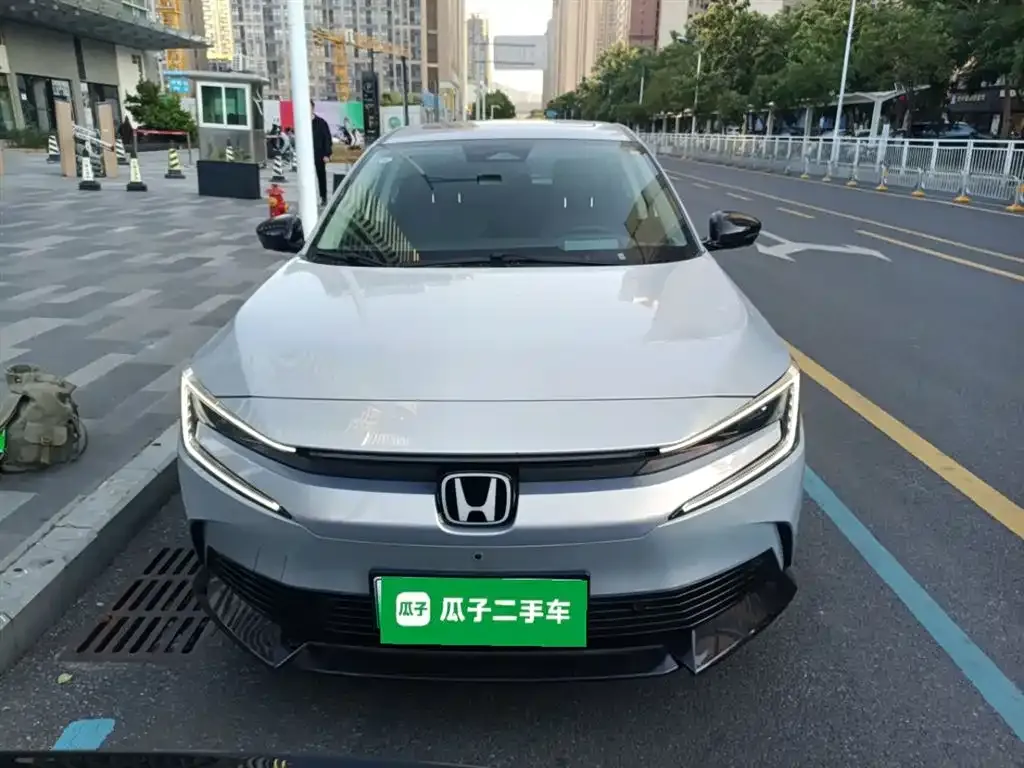 Honda e:NP2 — фото 3