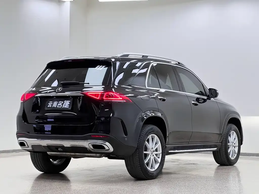 Mercedes-Benz GLE — фото 7