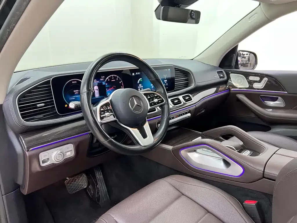 Mercedes-Benz GLE — фото 9