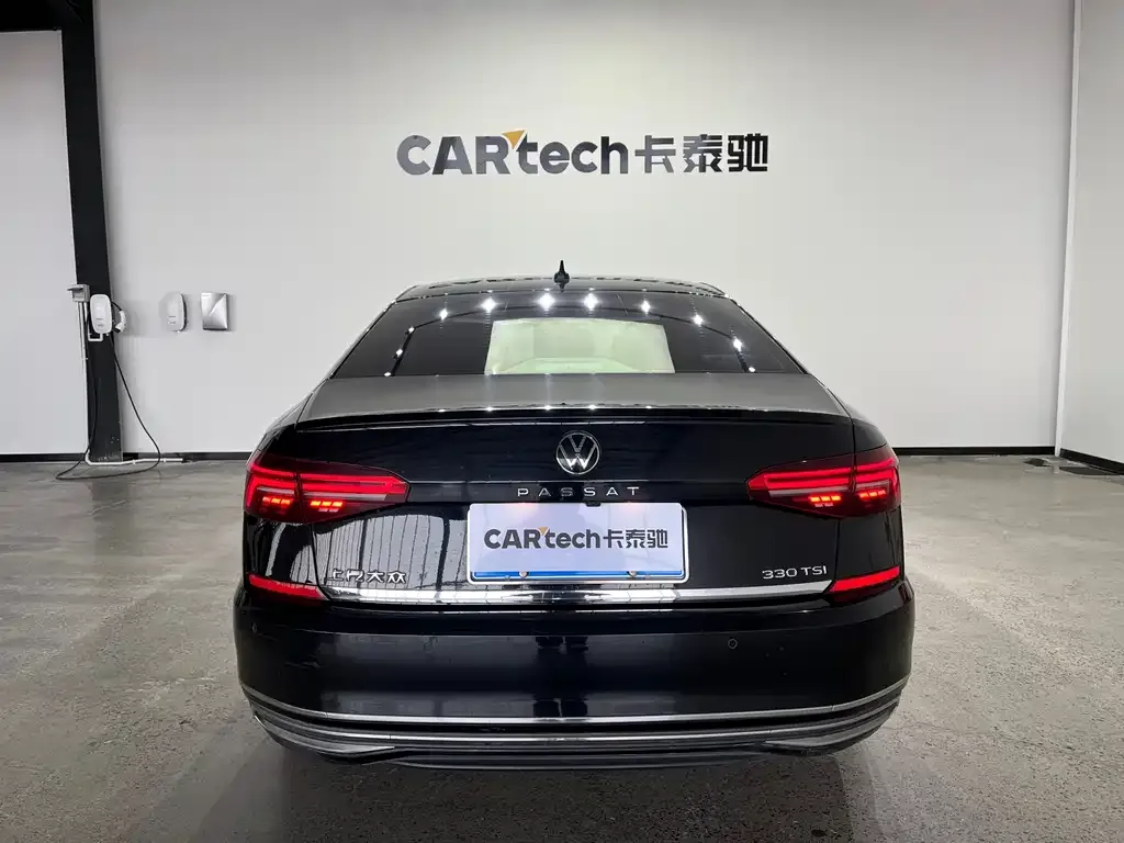 Volkswagen Passat — фото 5