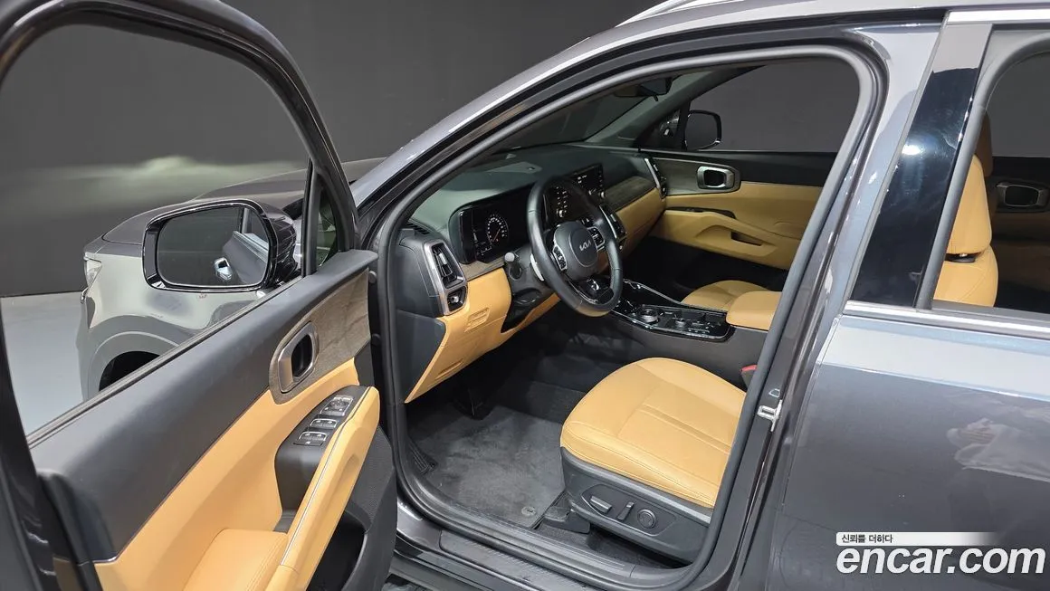 Kia Sorento — фото 10