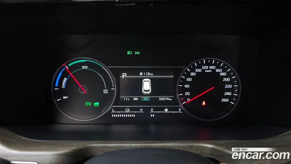 Kia Sorento — фото 8