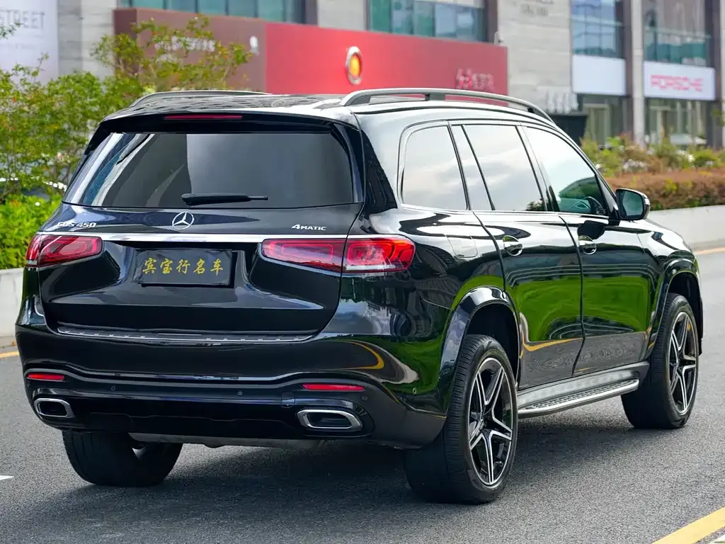 Mercedes-Benz GLS — фото 6