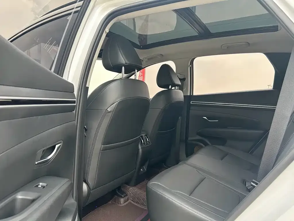 Hyundai Tucson — фото 8
