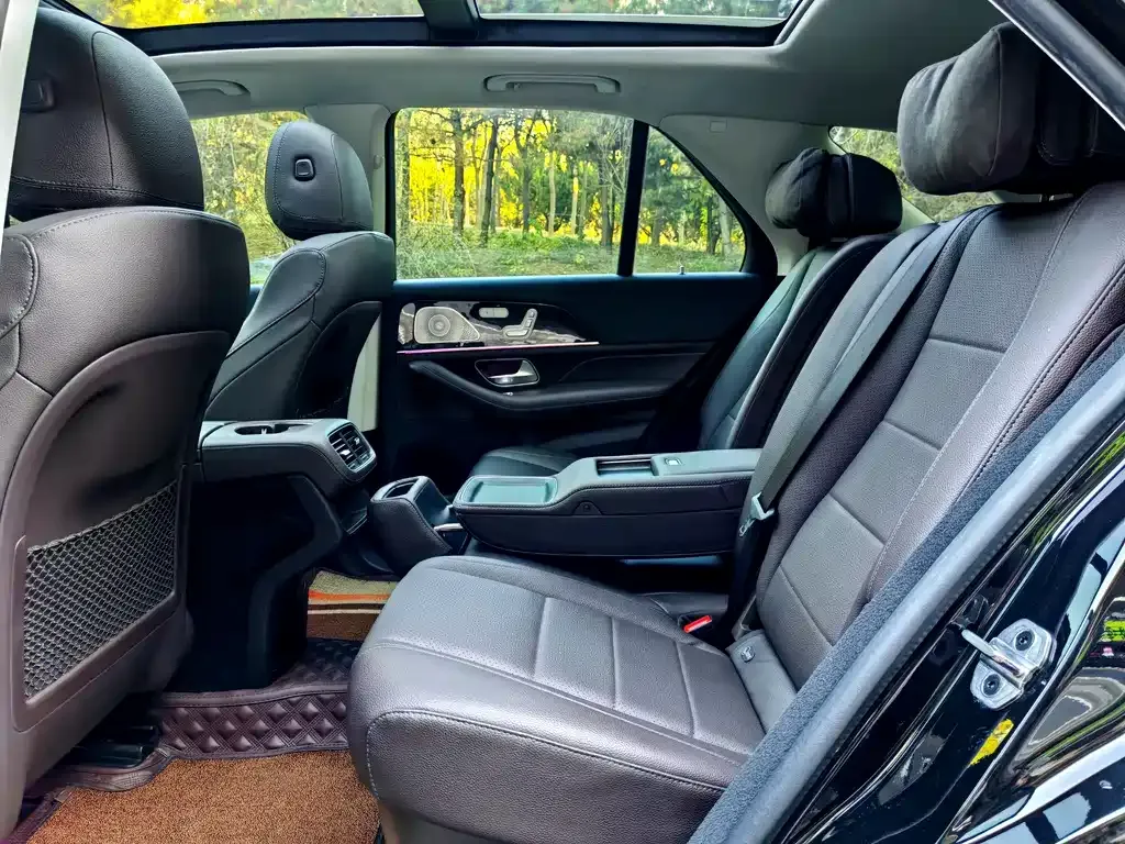 Mercedes-Benz GLE — фото 6