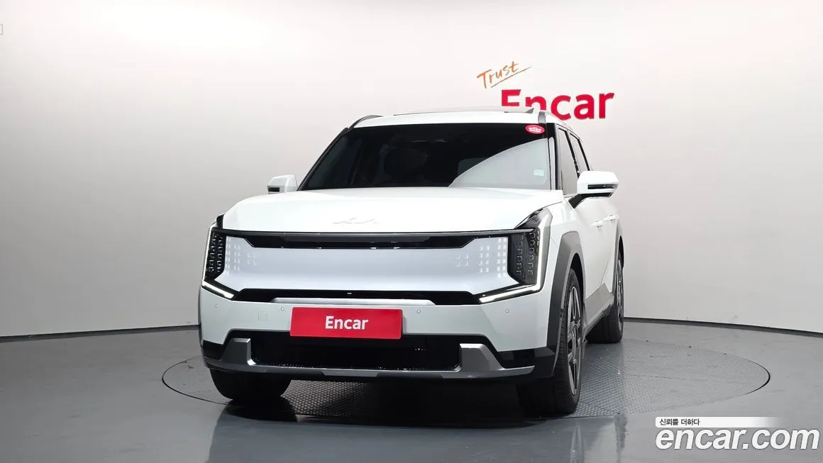 Kia EV9 — фото 3