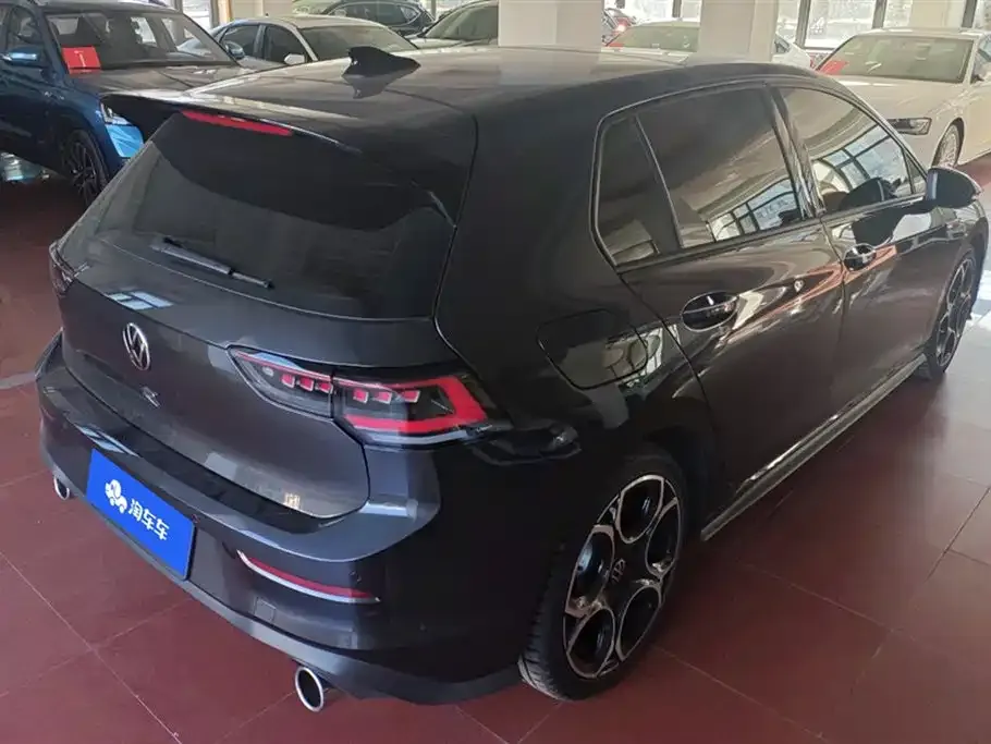 Volkswagen Golf GTI — фото 3