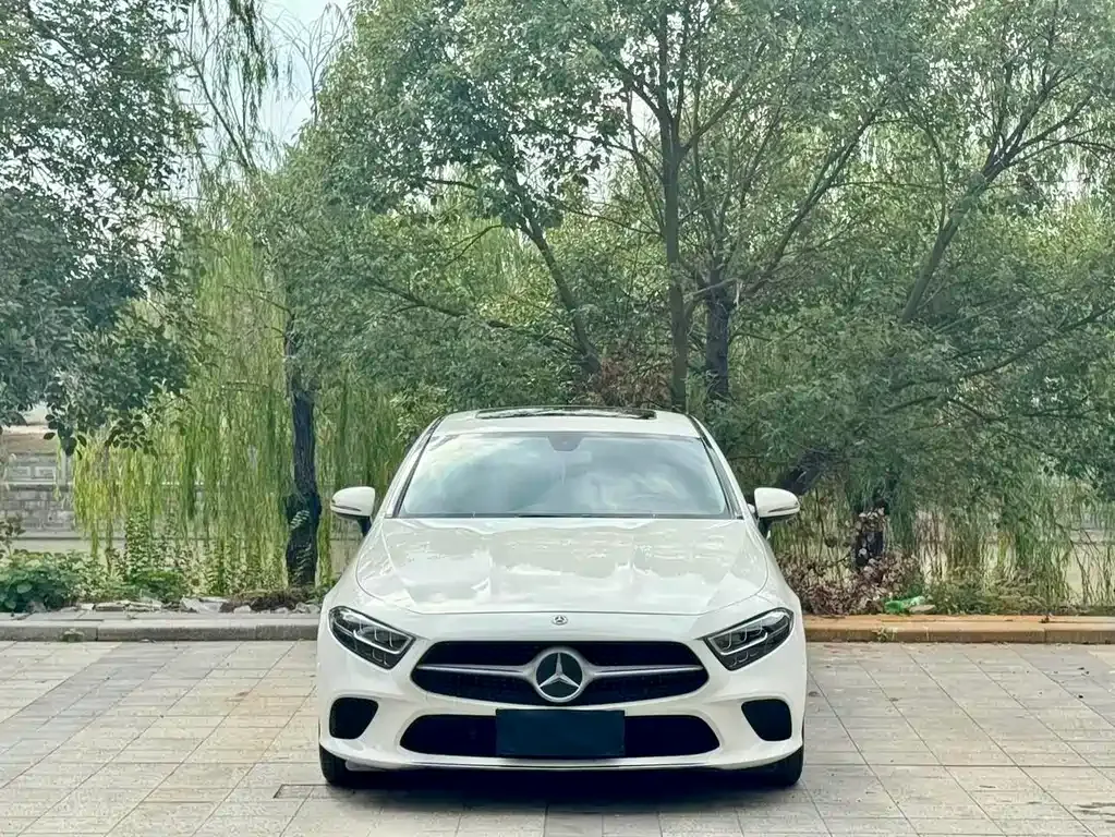 Mercedes-Benz CLS — фото 2