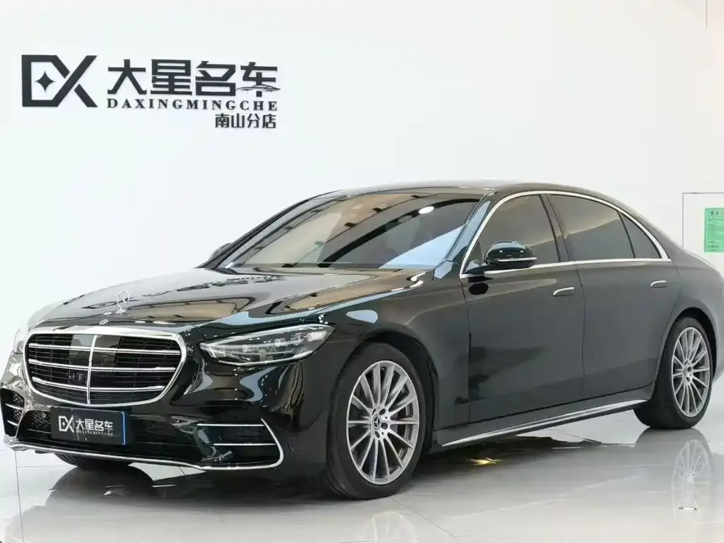 Mercedes-Benz S-Class — фото 1