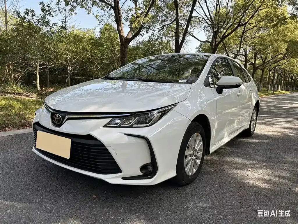 Toyota Corolla — фото 1