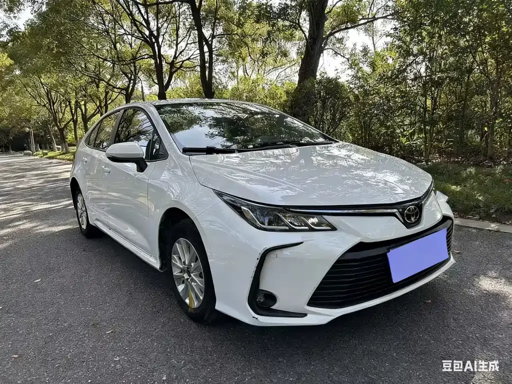 Toyota Corolla — фото 3